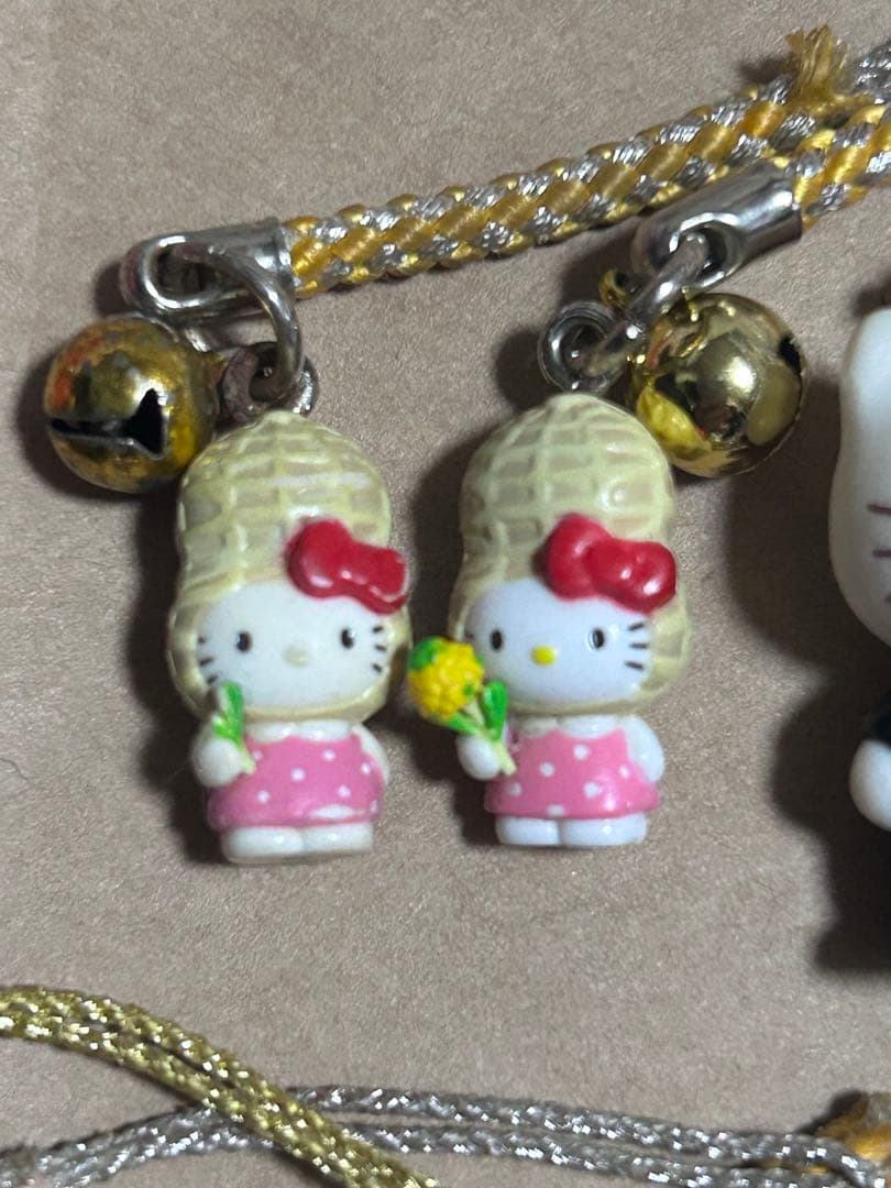 ご当地キティ等 根付け ストラップ、ファスナーチャーム まとめて