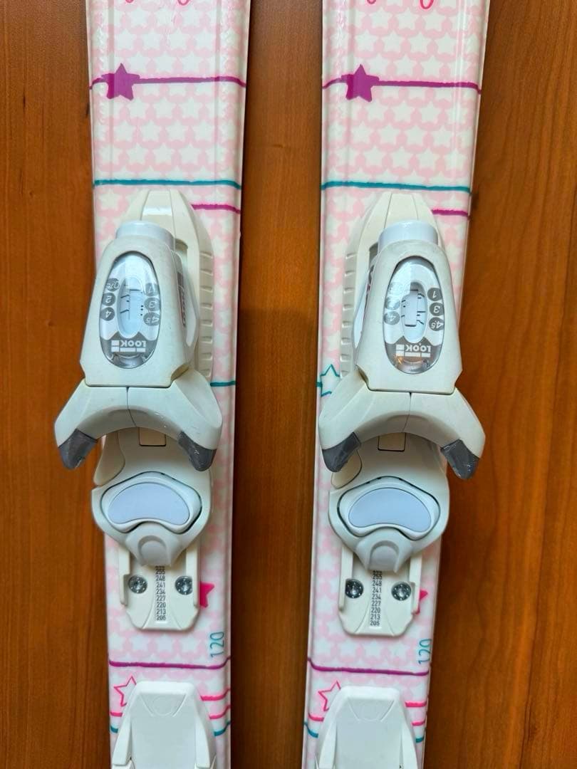 ジュニアスキー板120cm ストック90cm