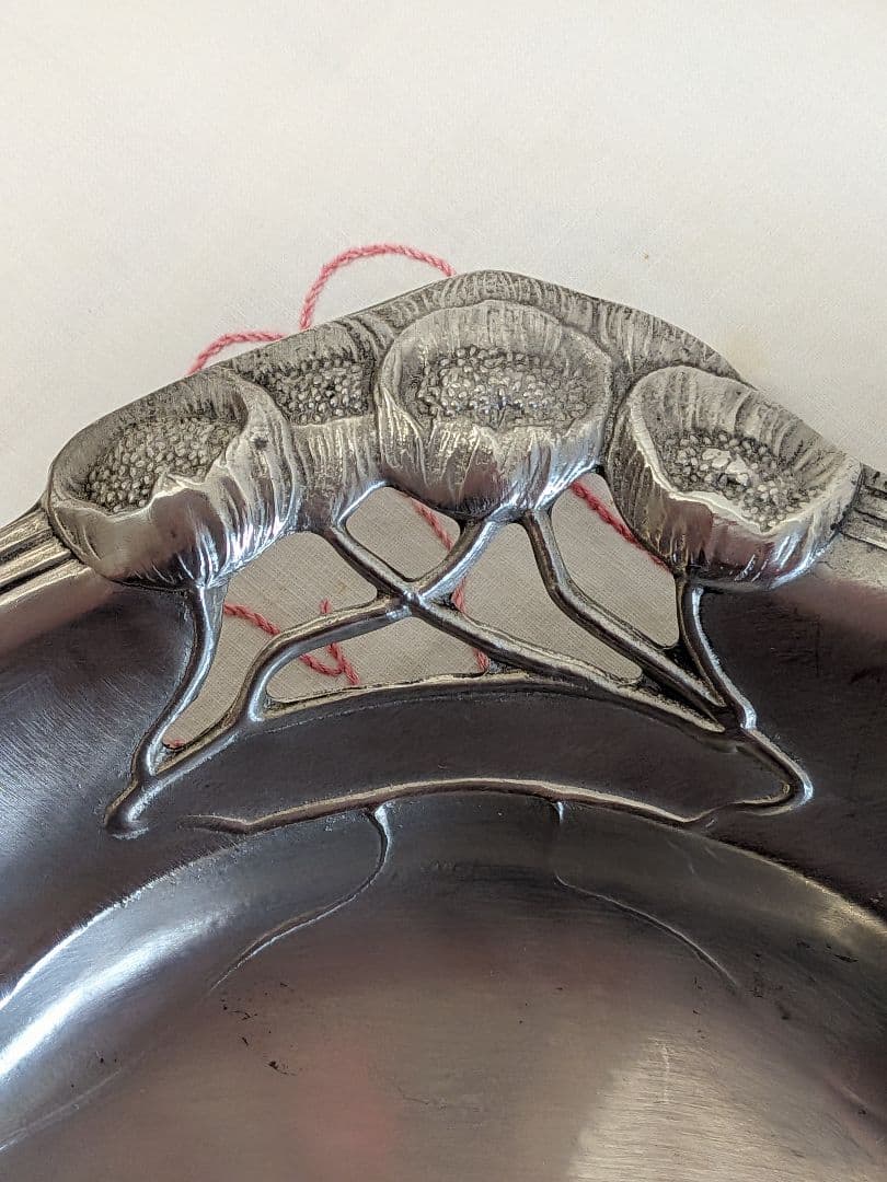 AUSTRIA 持ち手付きボウル トレー 皿 ポピー柄 透かし ピューター製