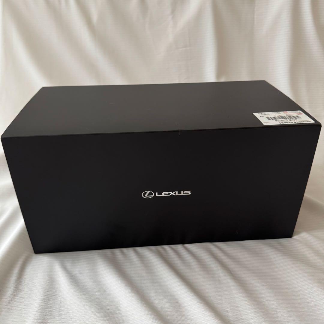正規品 ＊ レア　初代　レクサスLM　LEXUS 純正 1/18 希少