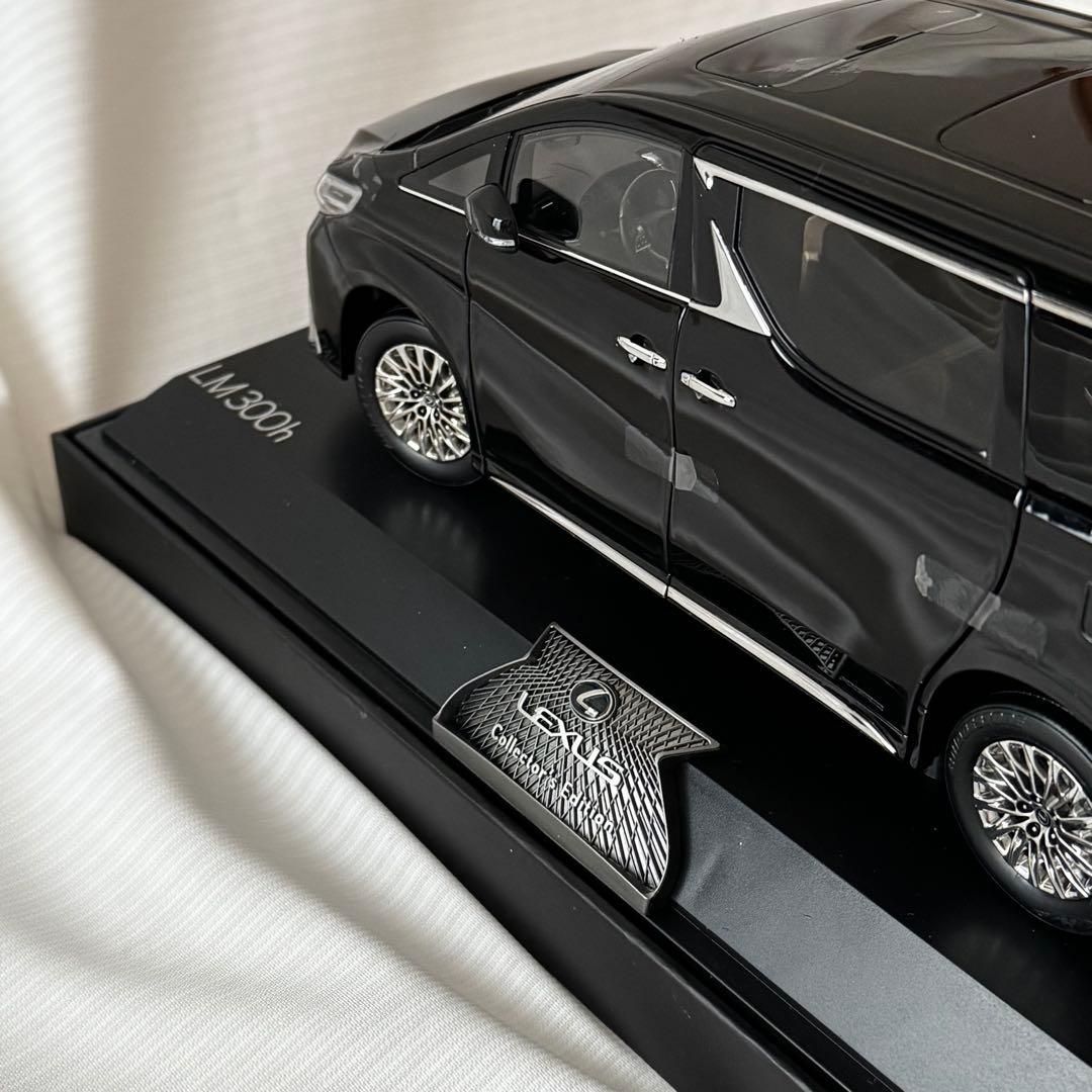 正規品 ＊ レア　初代　レクサスLM　LEXUS 純正 1/18 希少