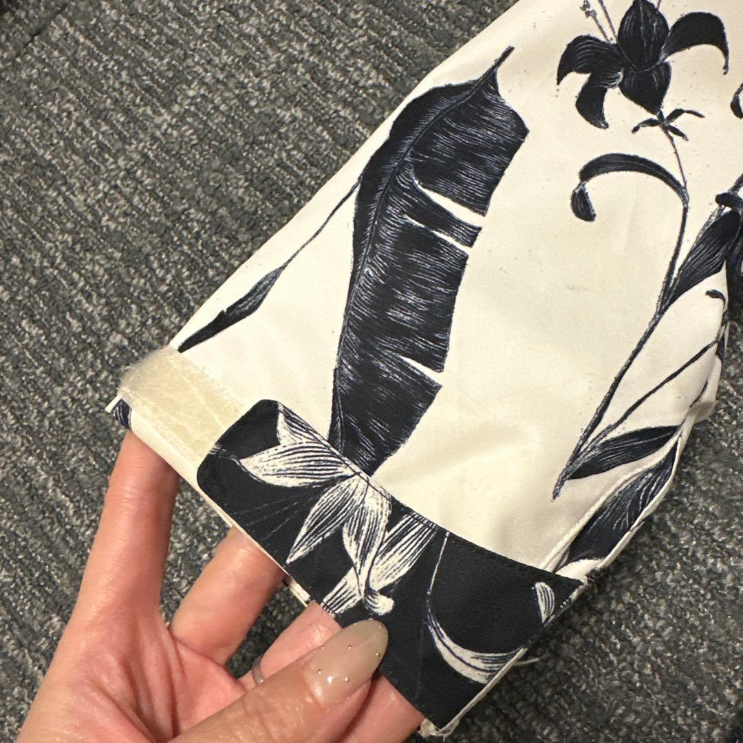 ROXY スノーボードウェア スキーウェア　オフホワイト 黒 柄 Mサイズ