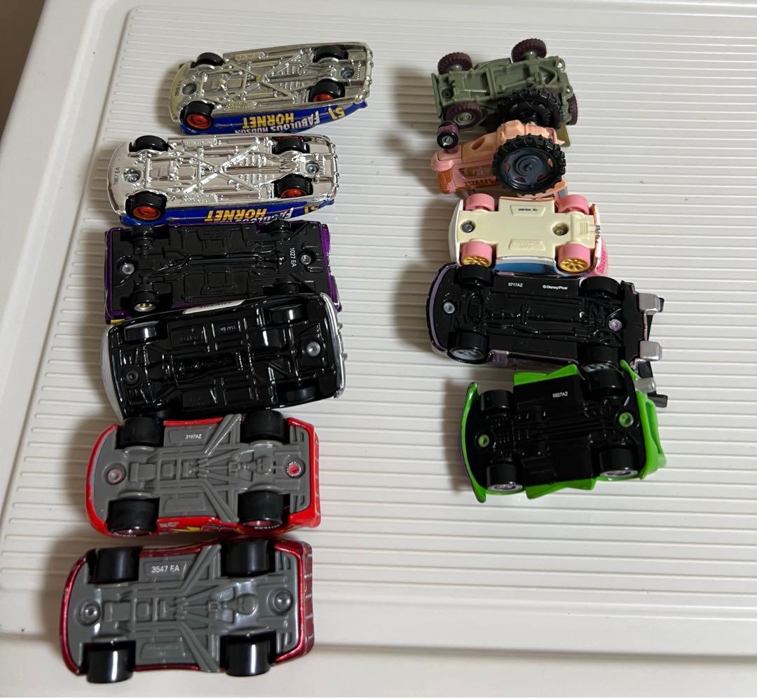 カーズ、ミニカー、トラクター、シェリフ、ドックハドソン