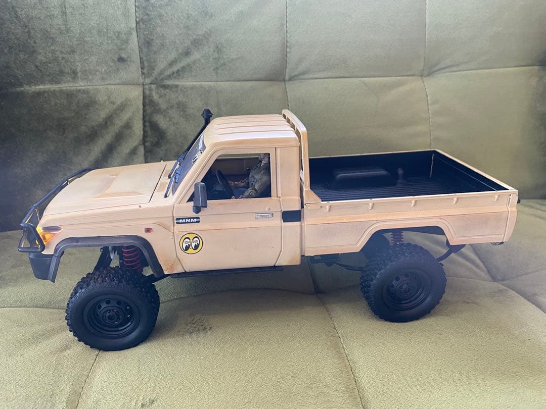 wpl MN82 レイウッドランドクルーザーピックアップ