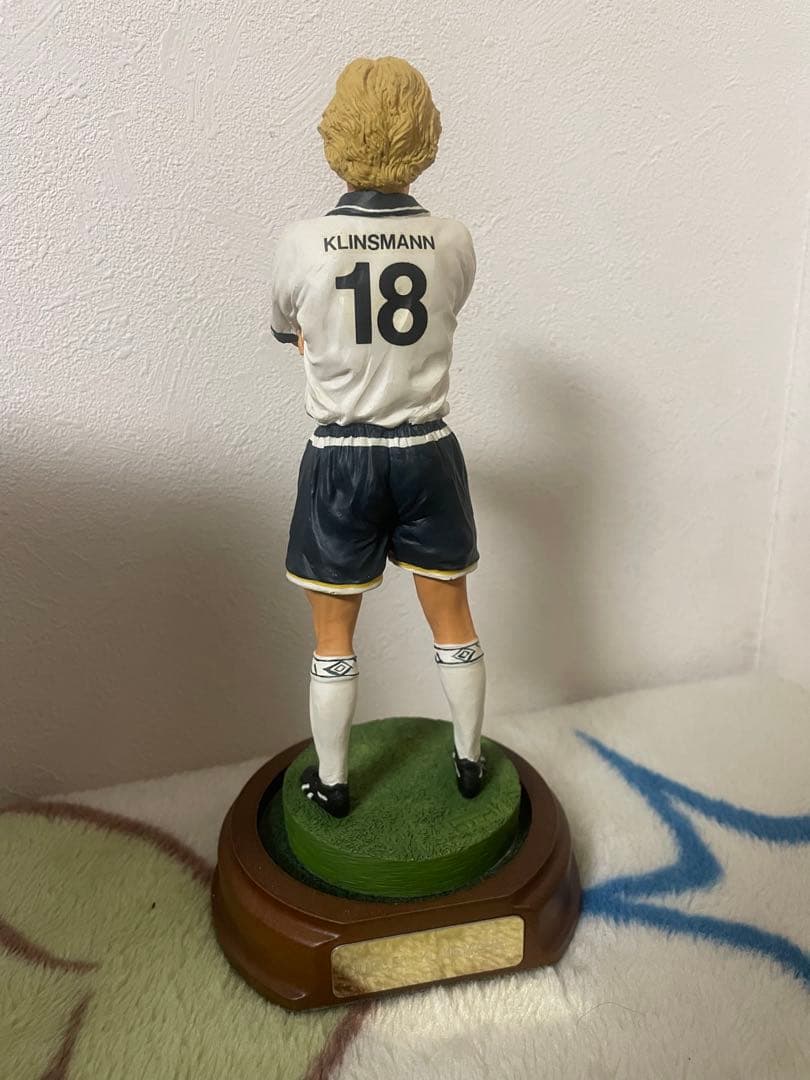KLINSMANN フィギュア 18番 クリンスマン トッテナム ユニフォーム