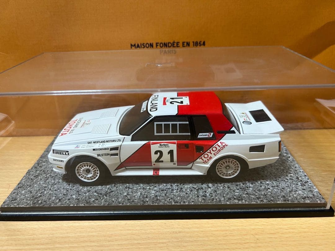 プラモデル　レジンキット　モデラーズ トヨタセリカ完成品 　ポスターパネル　車