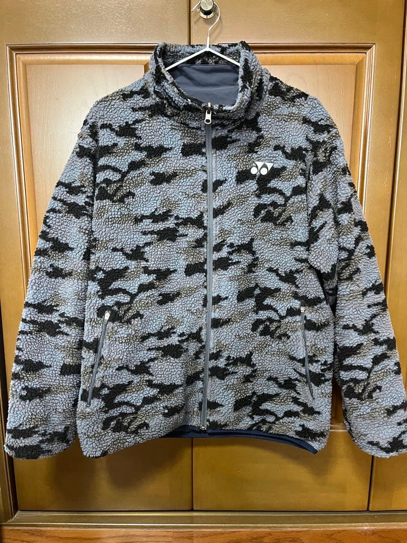 YONEX ボアリバーシブルジャケット