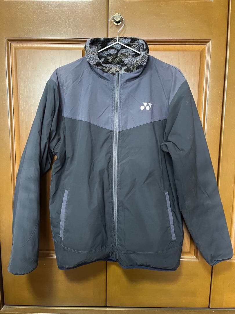 YONEX ボアリバーシブルジャケット