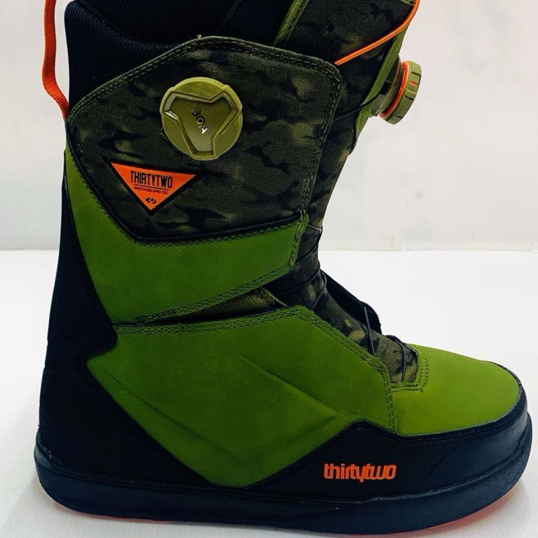 【美品】THIRTYTWO LASHED DOUBLE BOA スノボ ブーツ