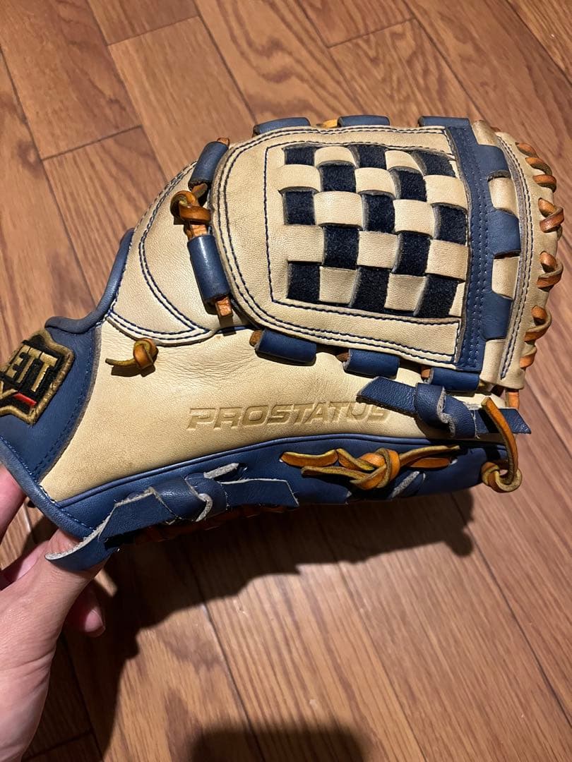 ZETT 軟式グローブ 青　源田モデル