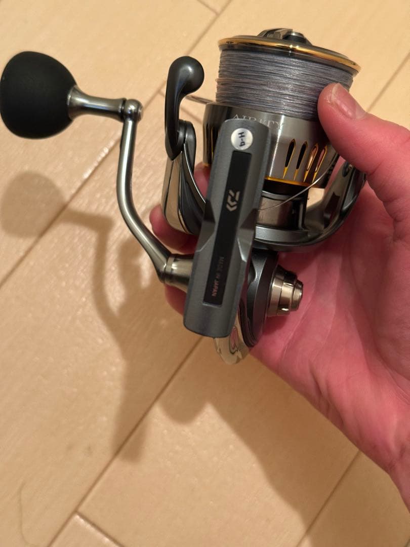 セール中　美品　23エアリティ5000D cxh