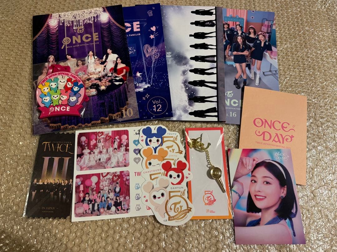 TWICE アルバム＆DVD&ファンクラブグッズ まとめ売り