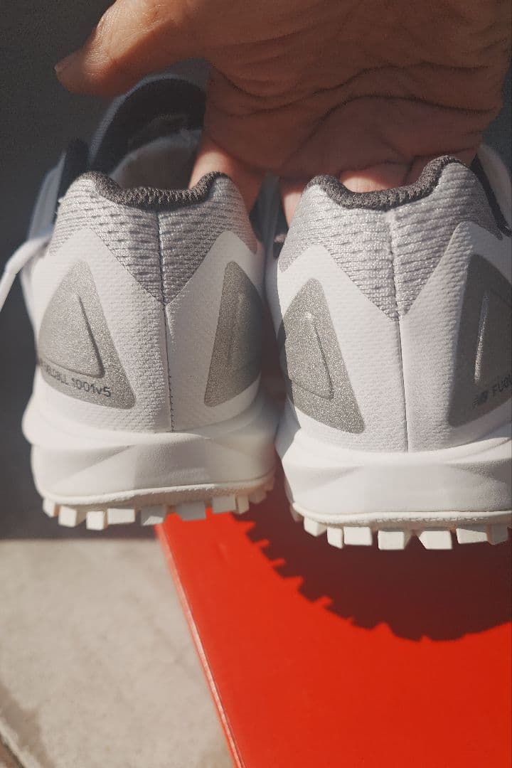 未着用New Balance FuelCell ゴルフシューズ24センチ