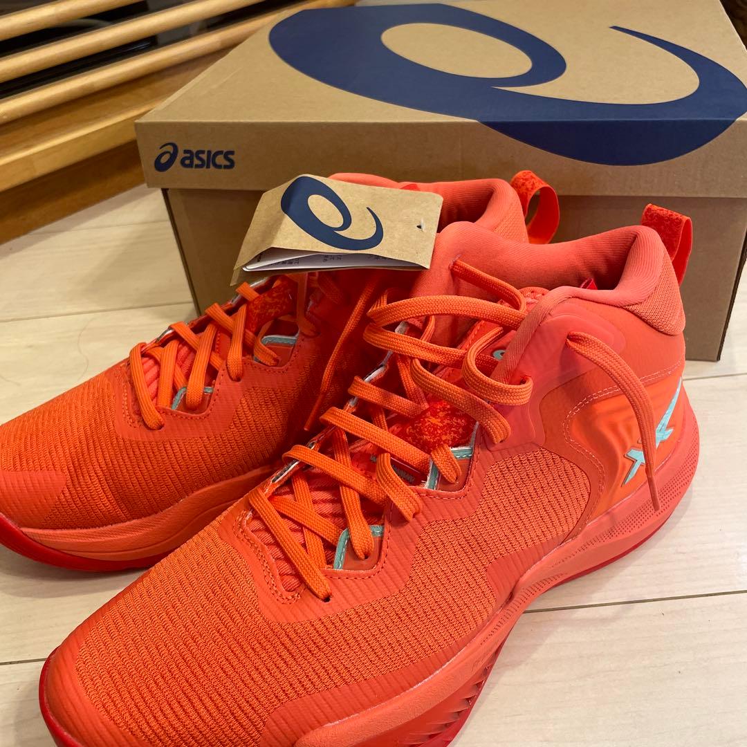⭐︎タイムセール！⭐︎ASICS NOVA SURGE 3