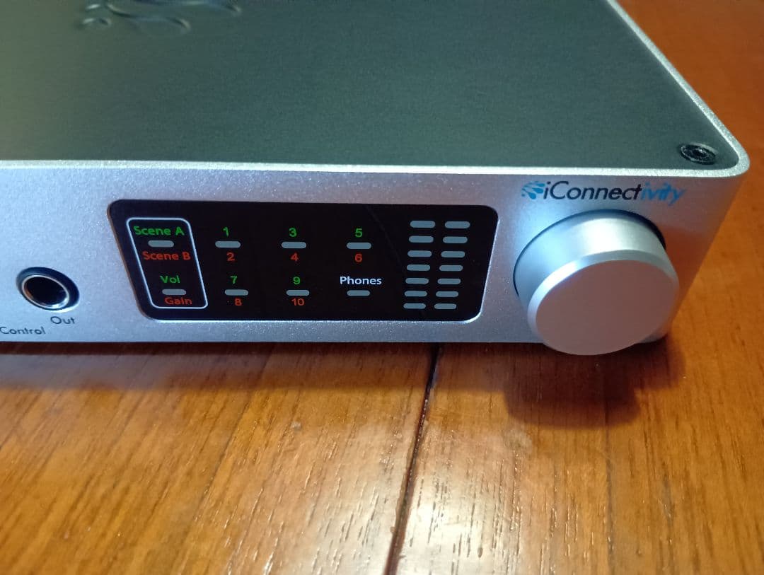 【生産終了品】iConnectivity PlayAudio12 （マニュピ用）