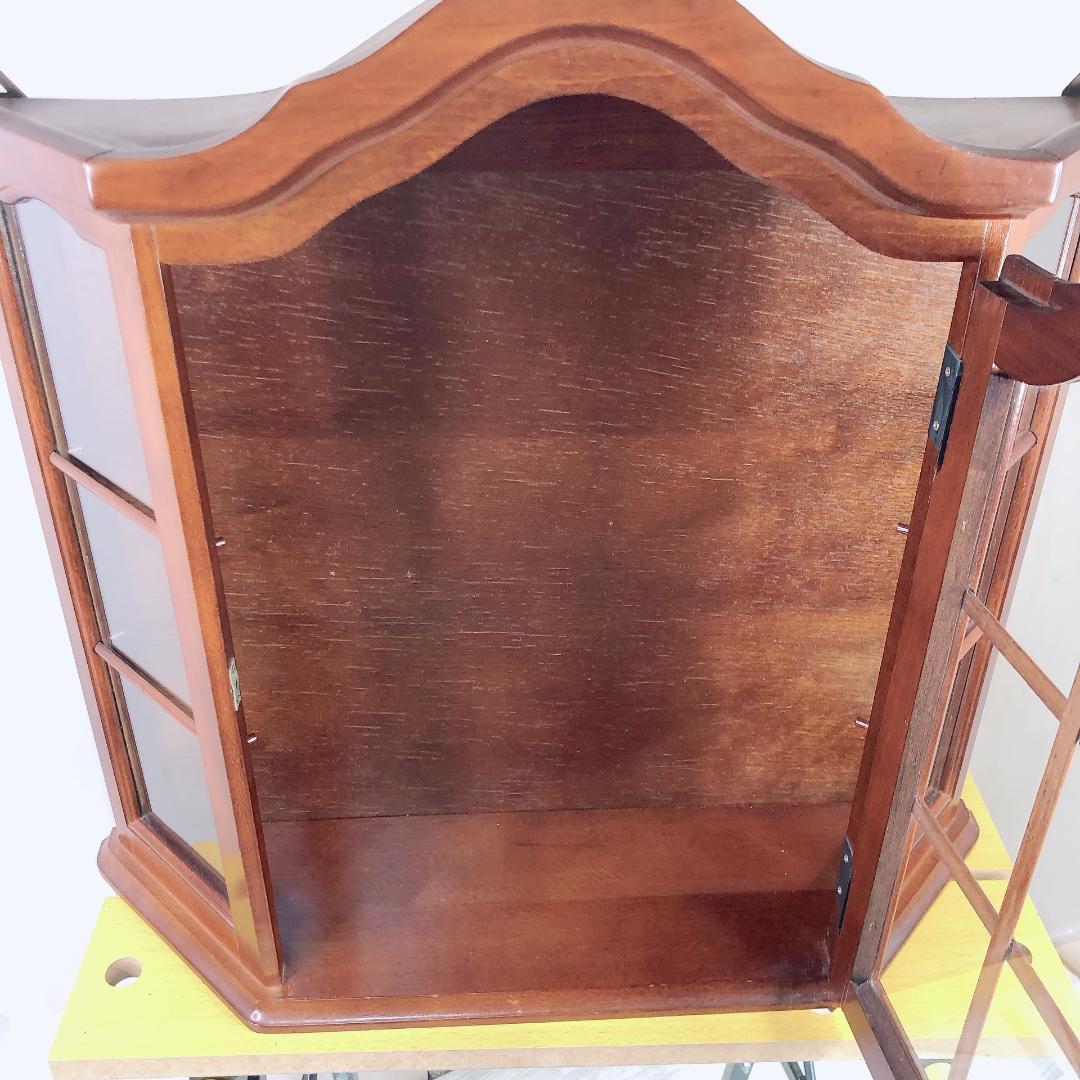 木製キャビネット 飾り棚 アンティーク 壁掛け コレクションケース