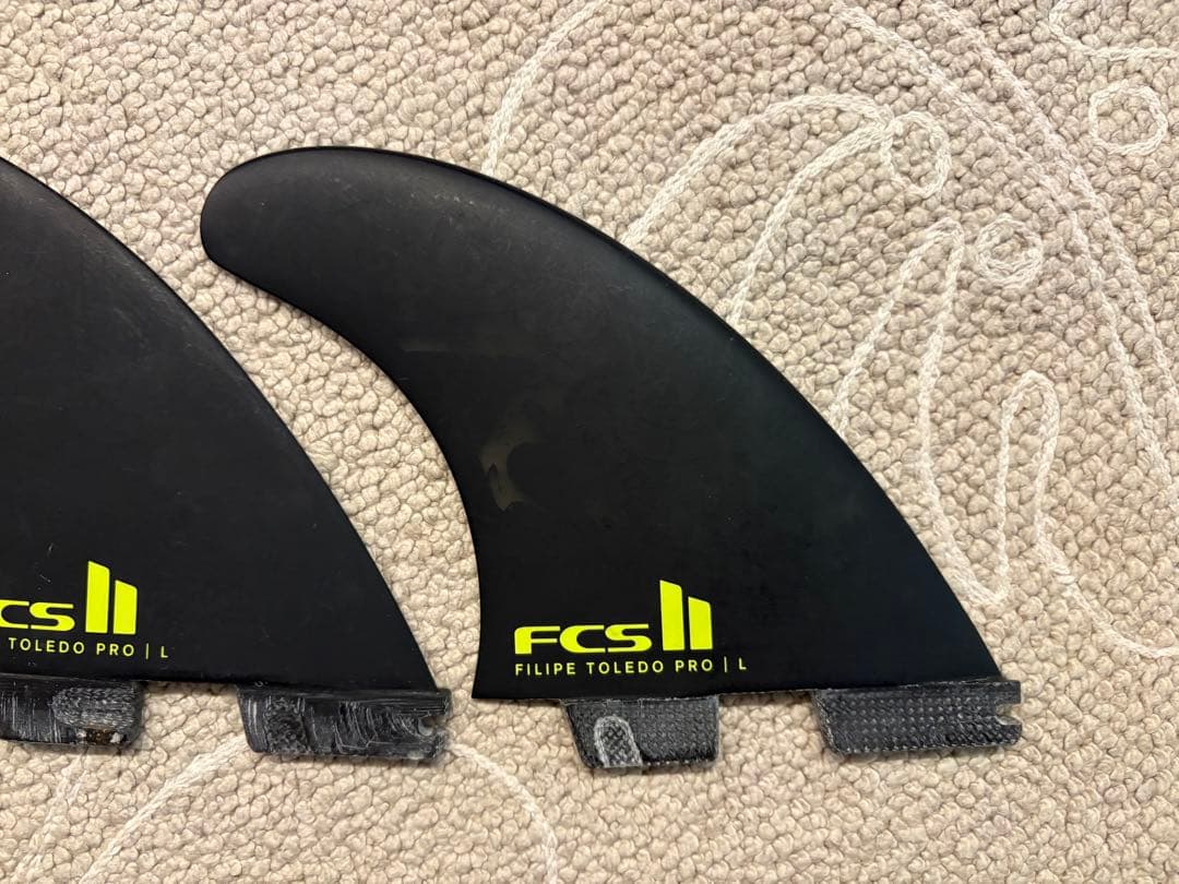 FCS II Filipe Toledo Pro II L フィン 3枚セット
