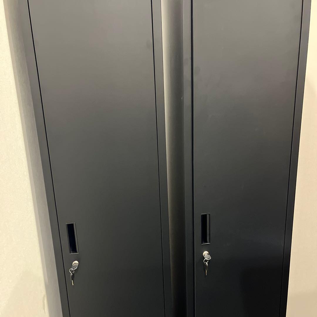 黒のオフィスロッカー 2台セット
