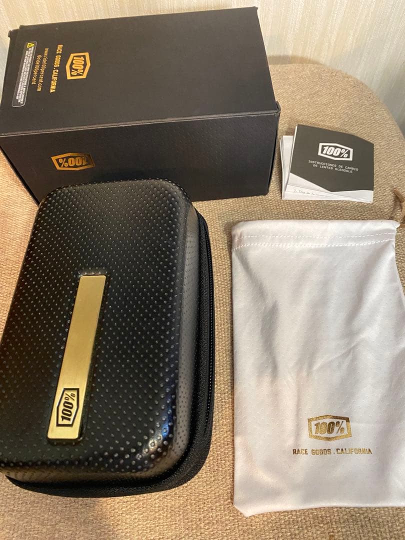 100% Glendale グレイカモ ワンハンドレッド サングラス