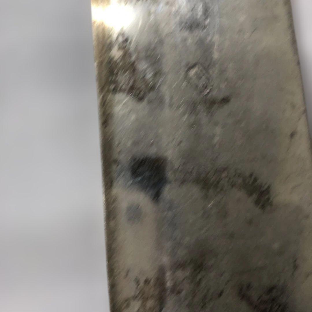 中国、銀足￼ 金属製 女性像 彫刻 装飾品