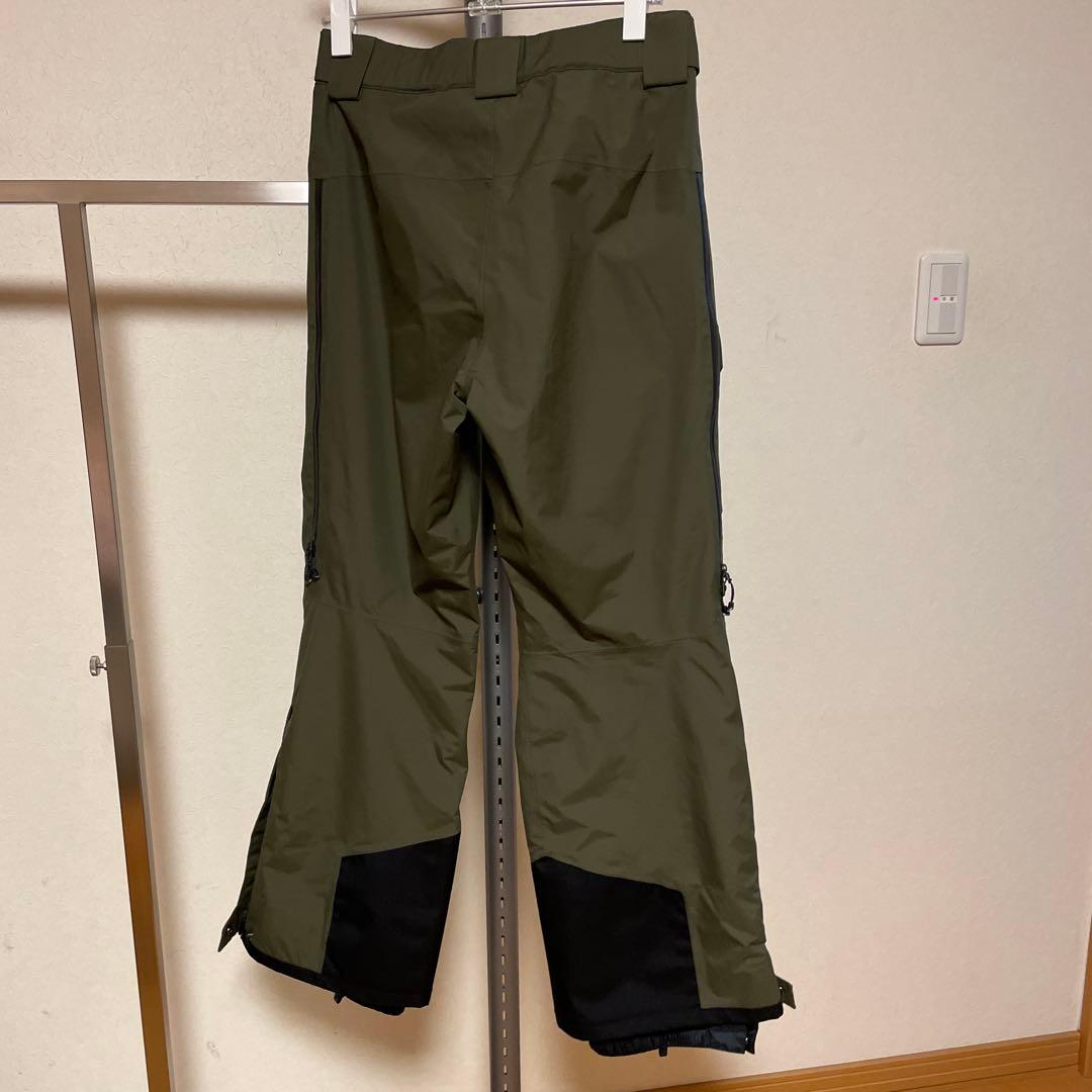 新品同様　THE NORTH FACE スノーボードパンツ オリーブ　S