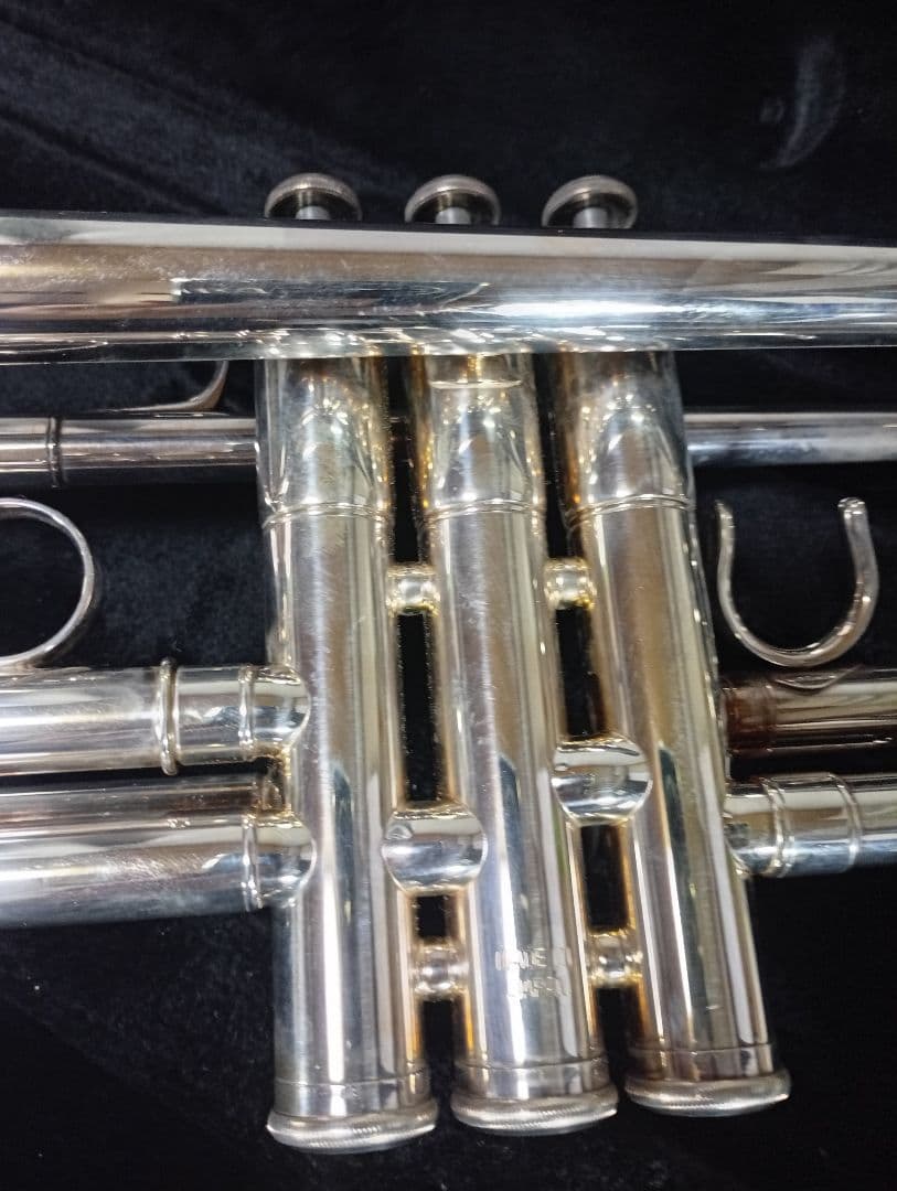 YAMAHA YTR4335G トランペット シルバー本体　純正ケース付き