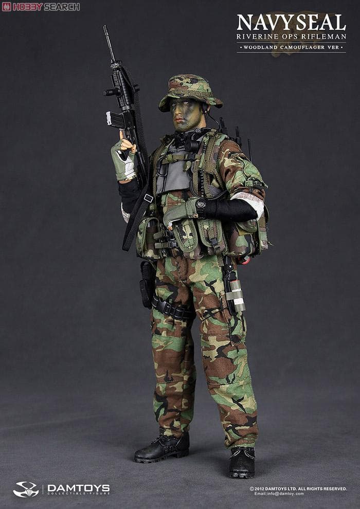 DAMTOYS　NAVY SEAL RIFLEMAN　93015