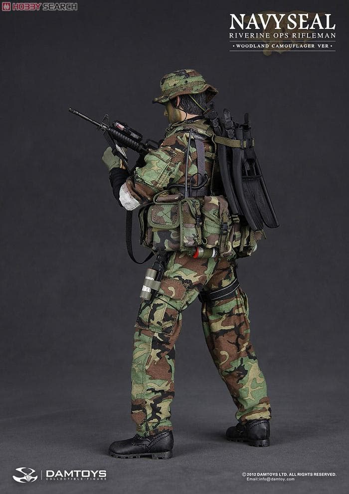 DAMTOYS　NAVY SEAL RIFLEMAN　93015