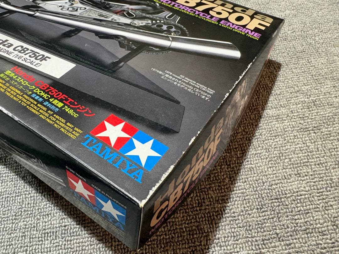 タミヤ　1/6 CB750F MOTORCYCLE ENGINE