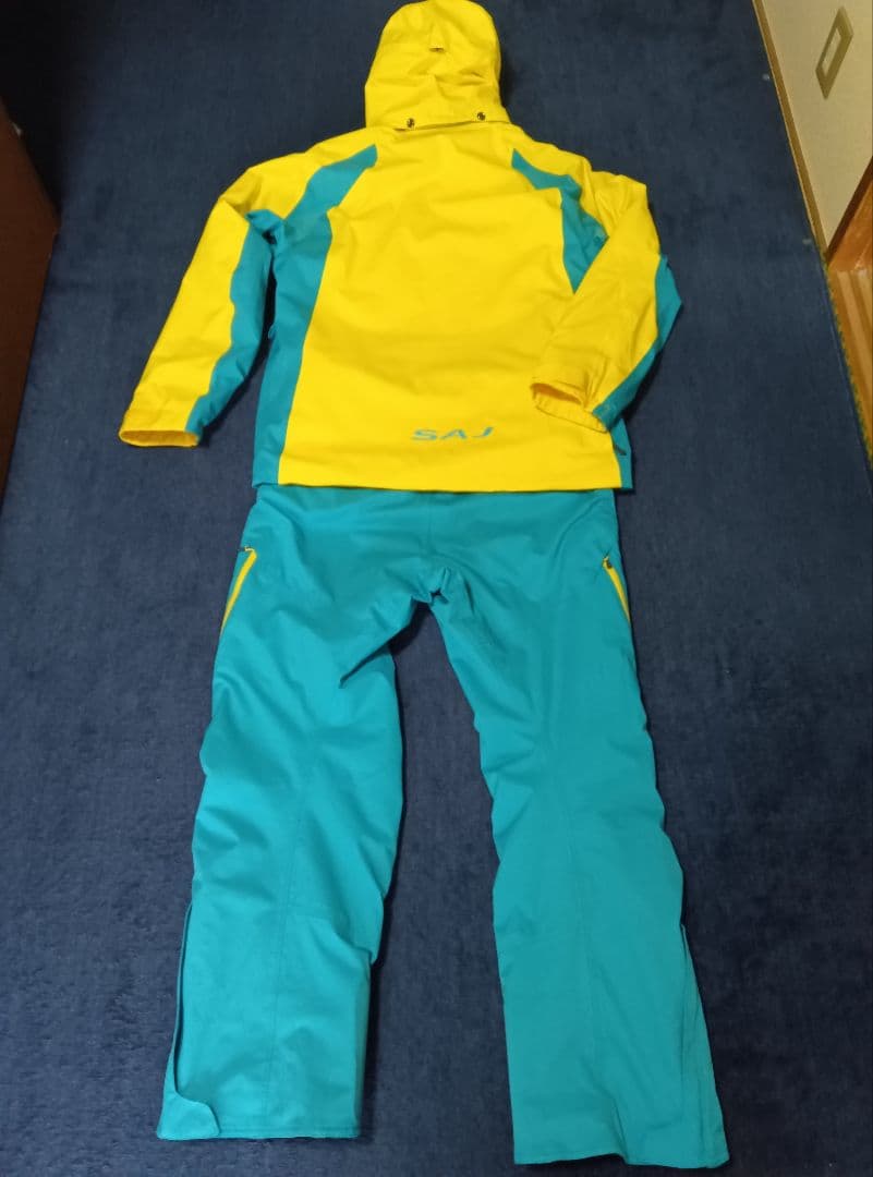 ⭐️最終値下げ⭐️ [超美品] カタログ外 SAJスキーウェア Lサイズ