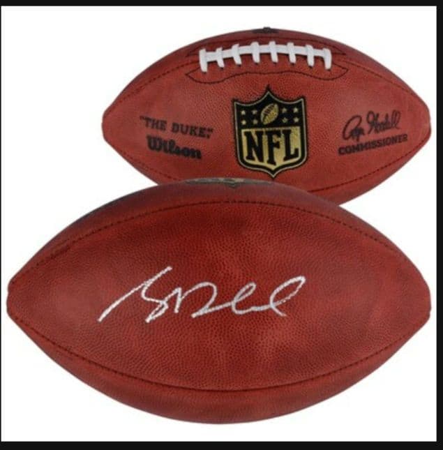 サム・ダーノルド sam darnold サイン　NFL ボール