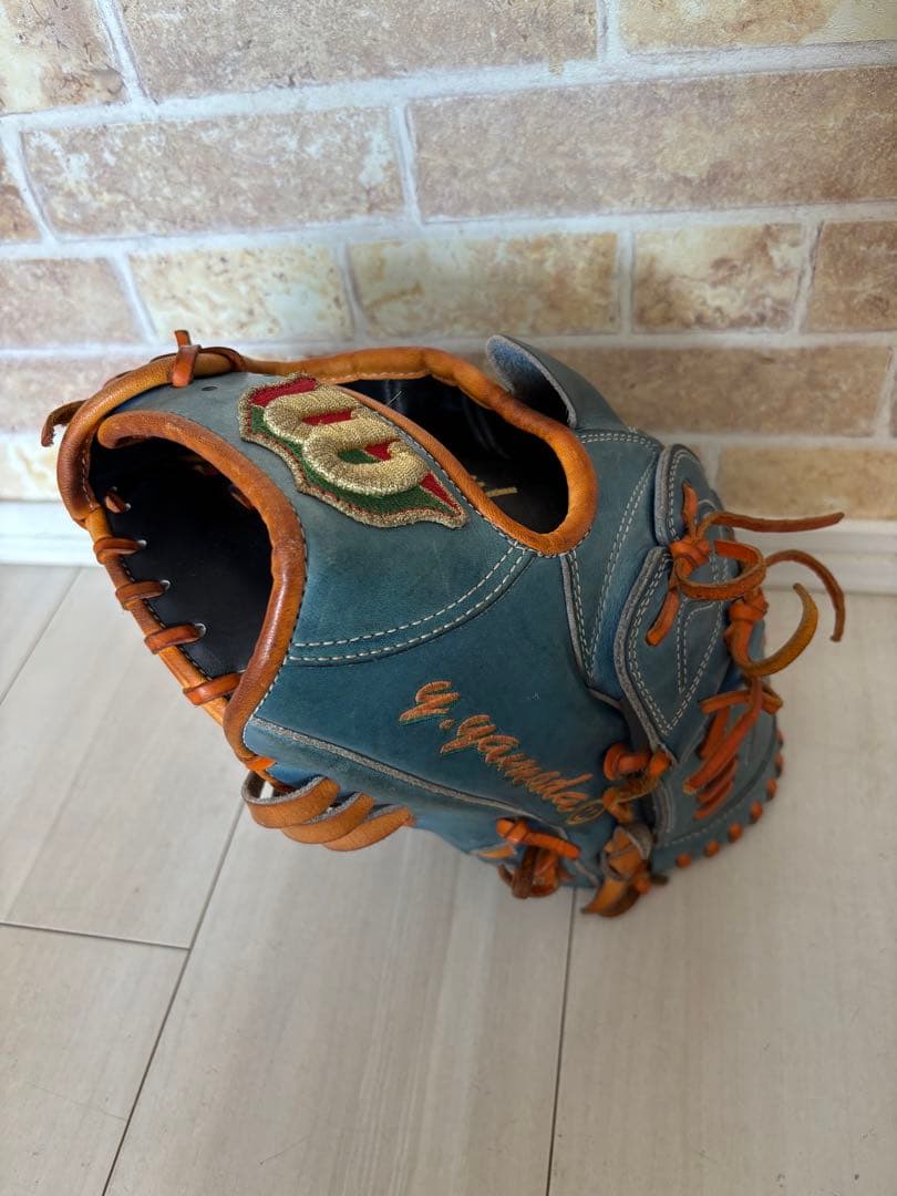 硬式グローブ 青 本革