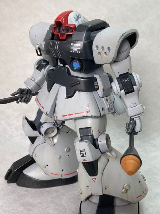 MG 1/100ドム ホワイトオーガー 重装仕様 改修 塗装 完成品　ガンダム