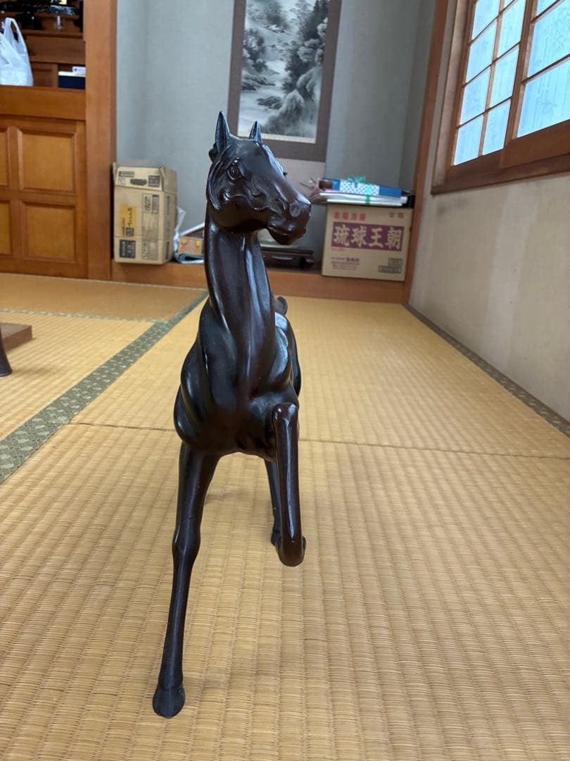 鉄製の馬