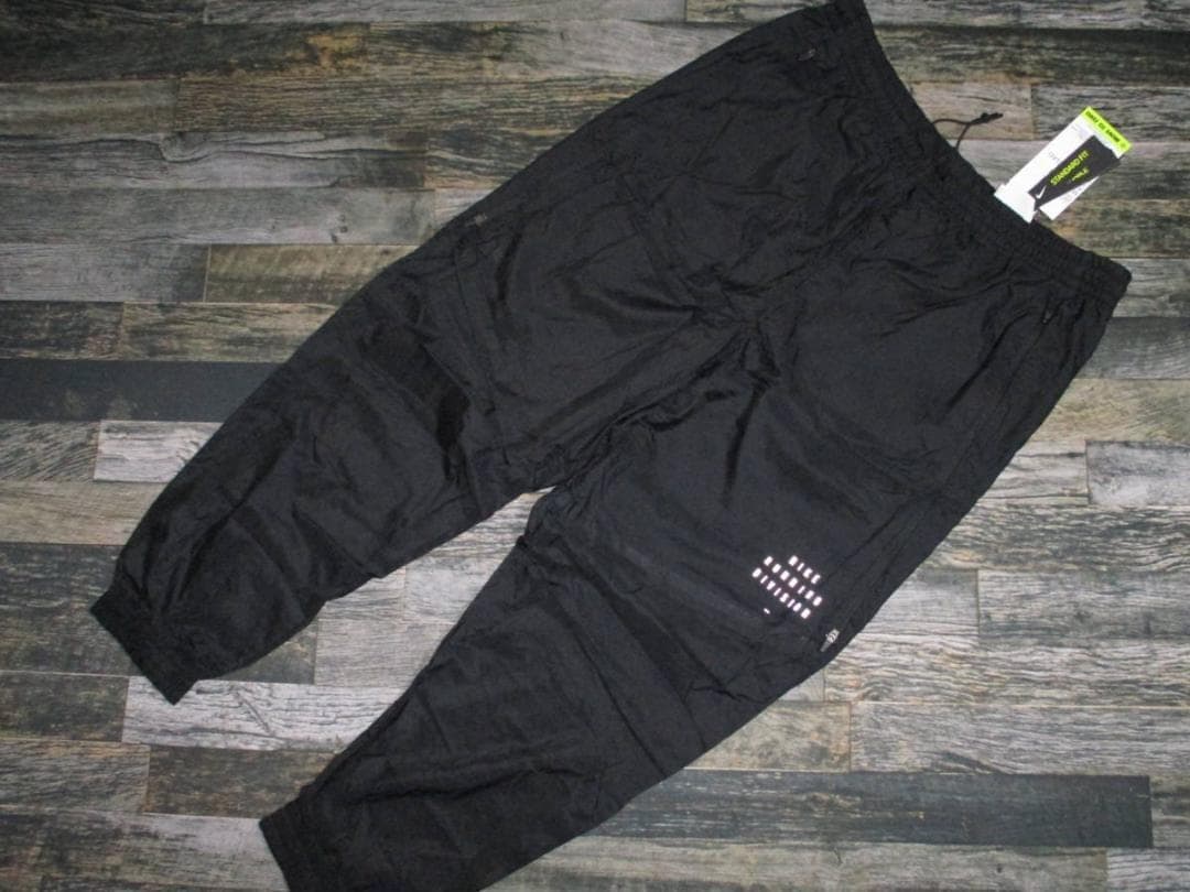 M ナイキ ディビジョン ナイロンパンツ @1.5万 ランニング 黒 ブラック