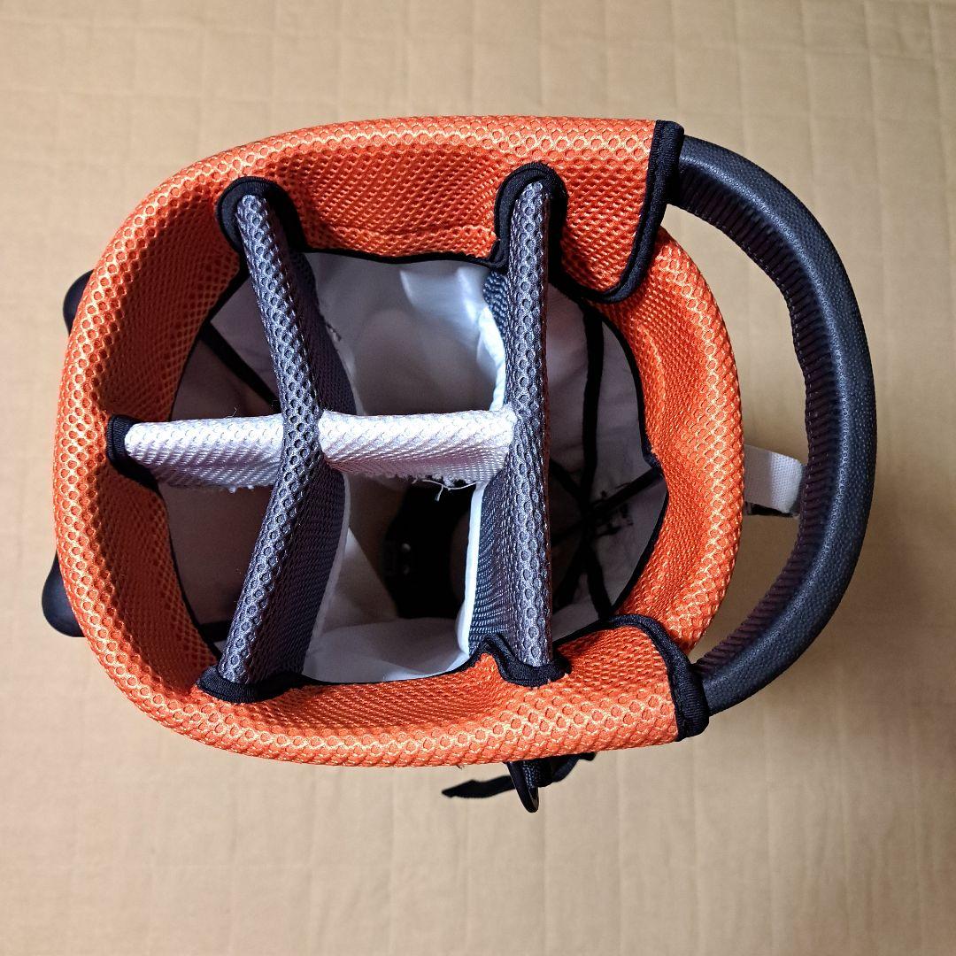 TaylorMade スタンド付きゴルフバッグ.フード付き.9.5インチ。