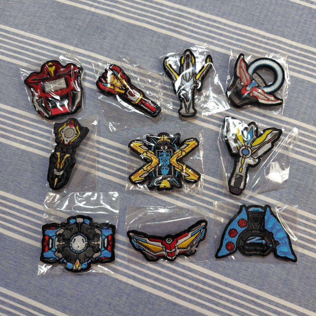 値下げ中ウルトラマン　刺繍ブローチ　未開封未使用品　10点セット