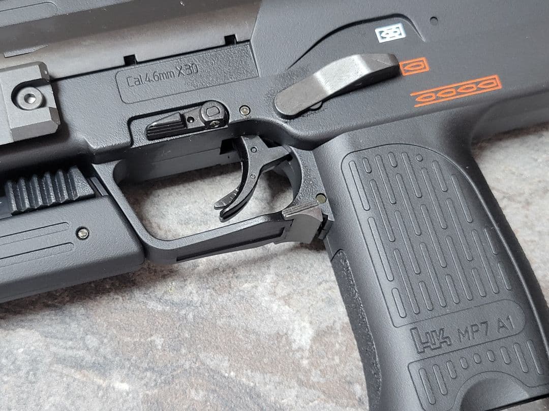 東京マルイ MP7 A1 ガスガン マガジン3本付き 新品未使用