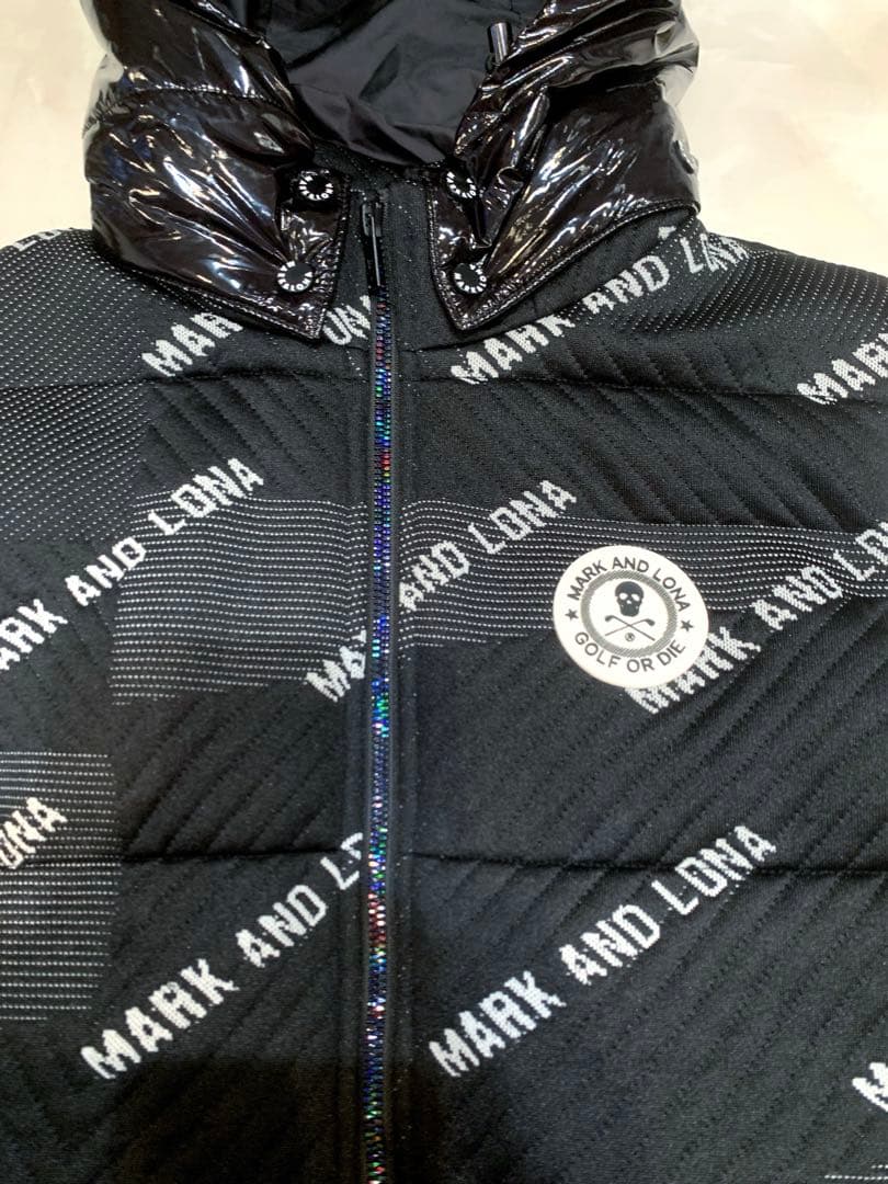 国内正規品　良品　完売　マークアンドロナ　MARK&LONA ダウン　ベスト
