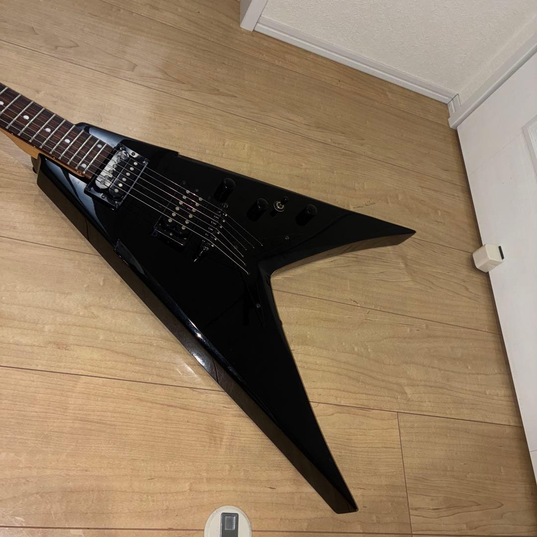 希少DEAN GUITARS Dave Mustaine VMNT