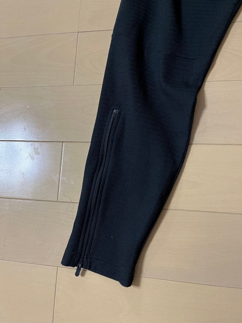 Mizuno ミズノ　Morelia モレリア　ジャージ S 黒/赤/白