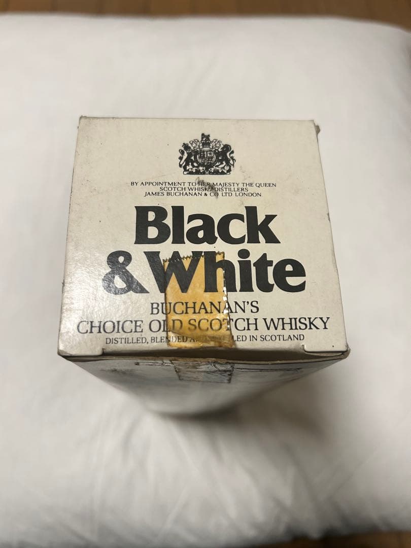 ウイスキー Black & White