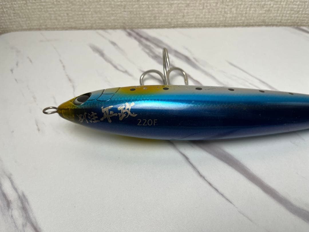 大型ルアー12本　引退品