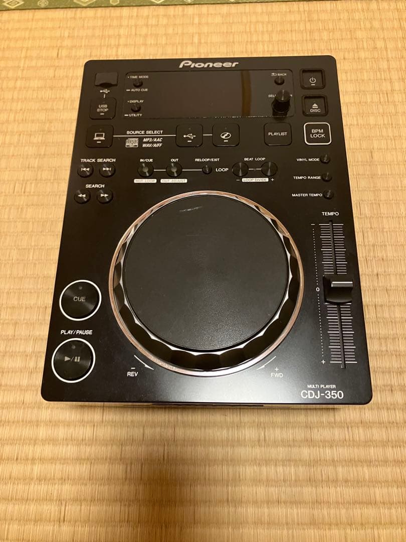 Pioneer CDJ-350 本体とケーブル