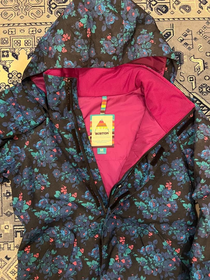 BURTON キッズ用スノーボードウェア　上下セット