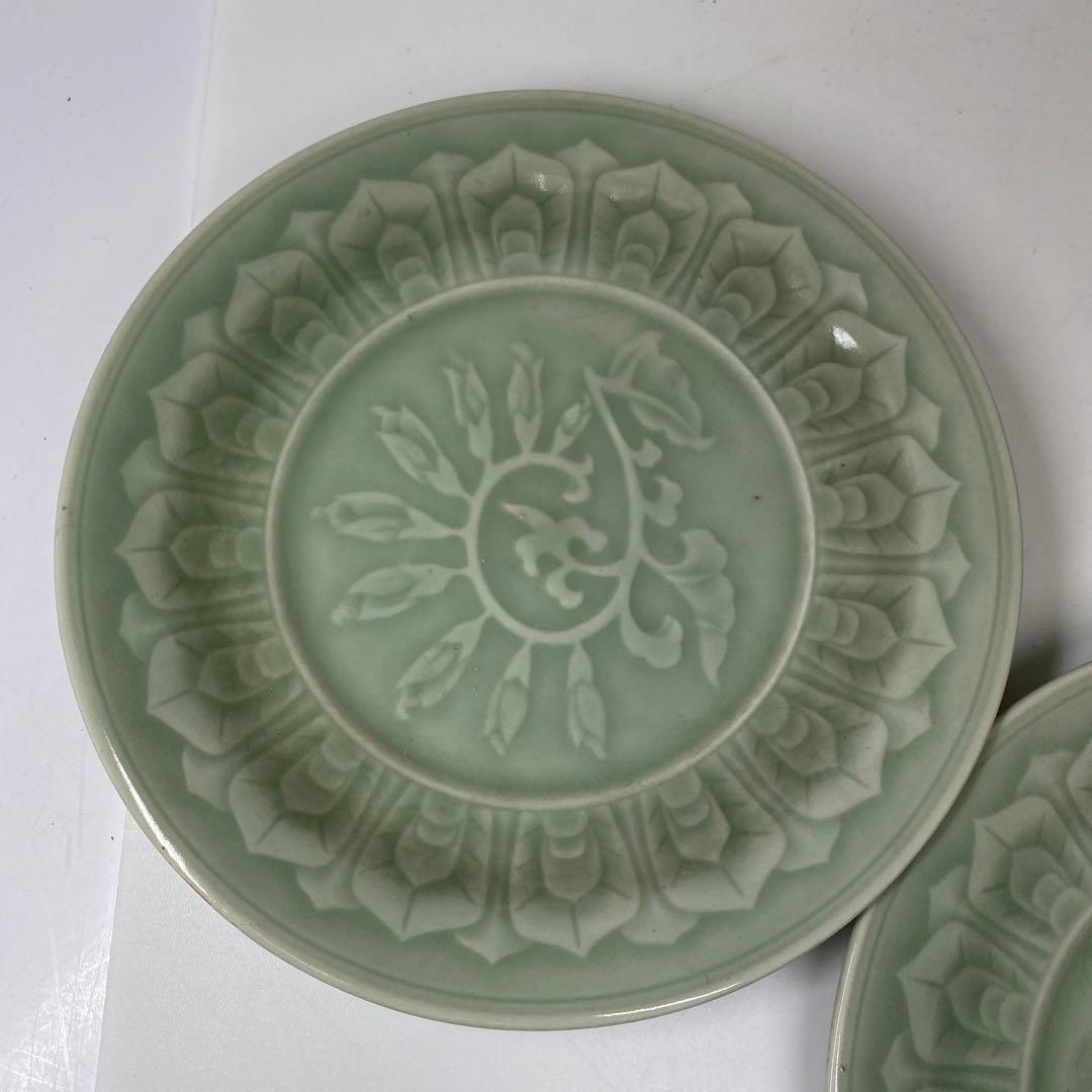 江戸後期　三田青磁　中皿2枚　直径19.3㎝ 東さ7-0202①