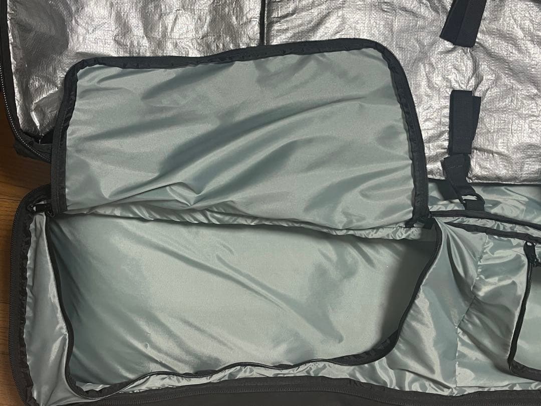 DAKINE スノーボードバッグ ケース 190cm キャスター付きブラック