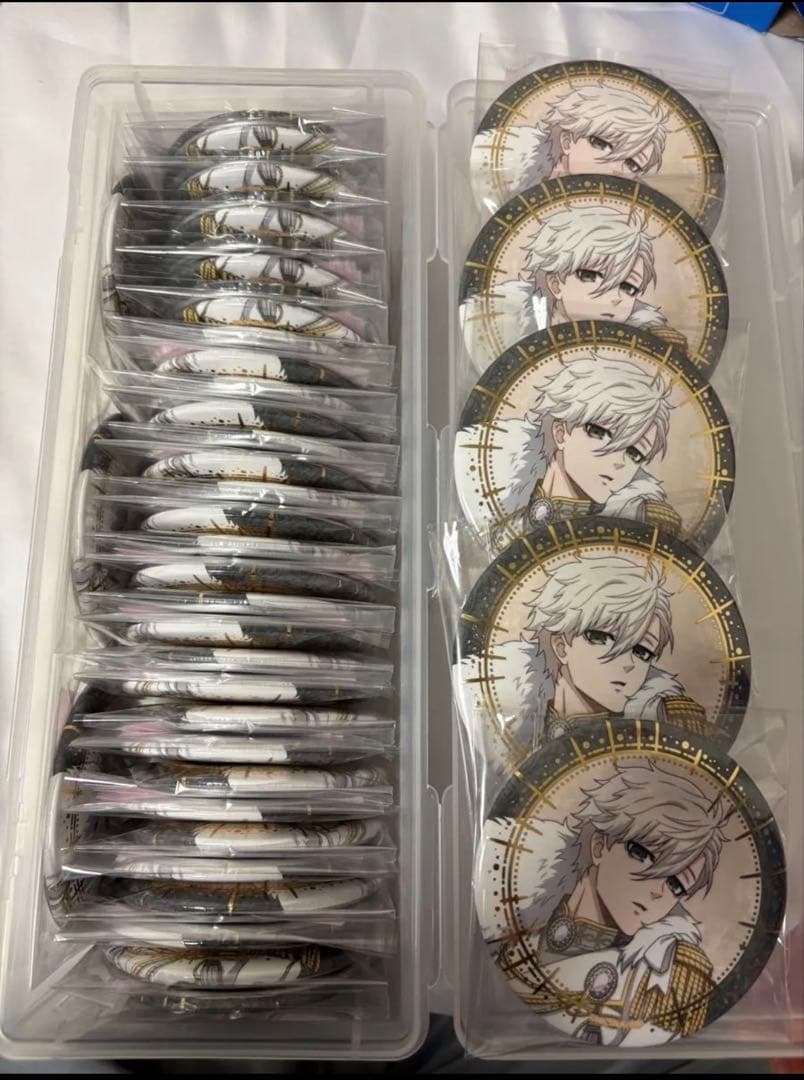 ブルーロック 箔押し缶バッジ 玉座 凪誠士郎 42個セット