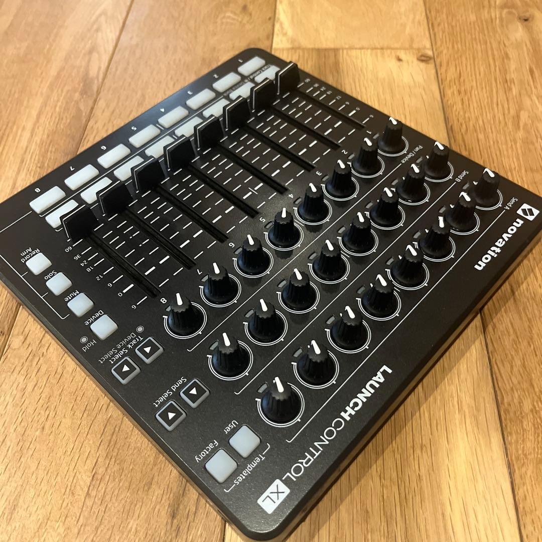 NOVATION MIDIコントローラーLaunchControl XL MK2