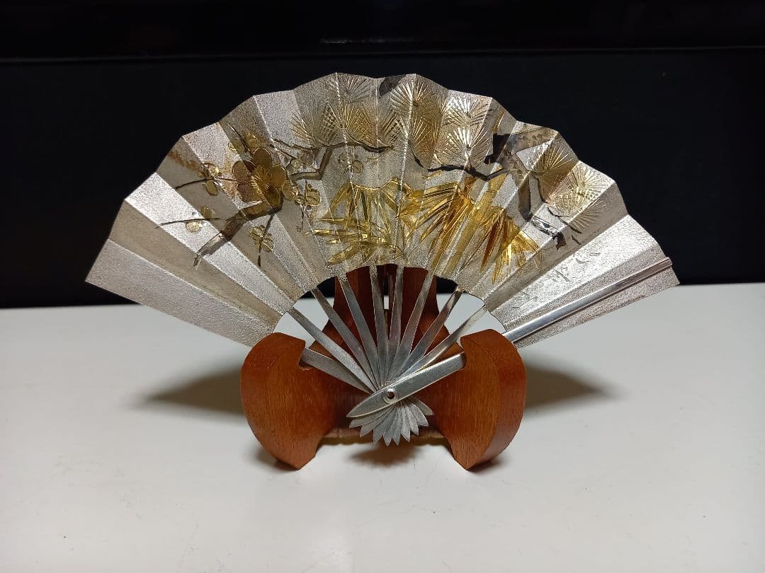 純銀製　松竹梅　扇子　扇　飾り
